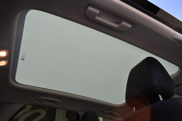 Opel Grandland X 1.6 Turbo Ultimate / Adaptive Cruisecontrol / Carplay / Parkeerhulp / Keyless / LED /
