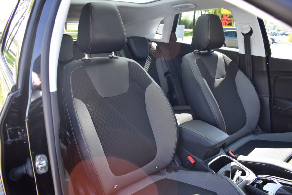 Opel Grandland X 1.6 Turbo Ultimate / Adaptive Cruisecontrol / Carplay / Parkeerhulp / Keyless / LED /
