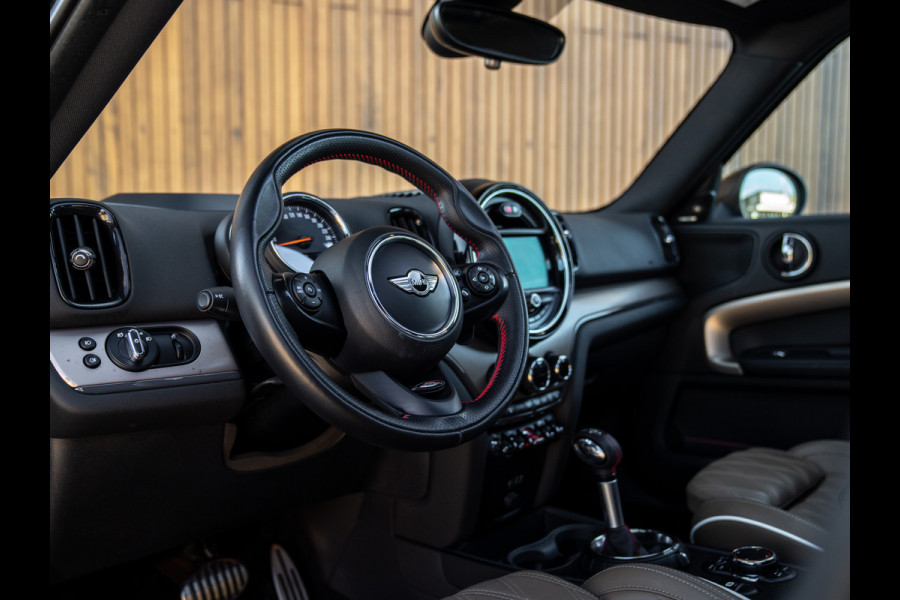 MINI Countryman 2.0 Cooper S Chili | JCW Pack | Pano-dak | Harman/Kardon | Camera