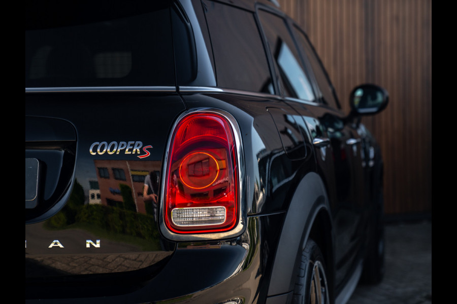 MINI Countryman 2.0 Cooper S Chili | JCW Pack | Pano-dak | Harman/Kardon | Camera