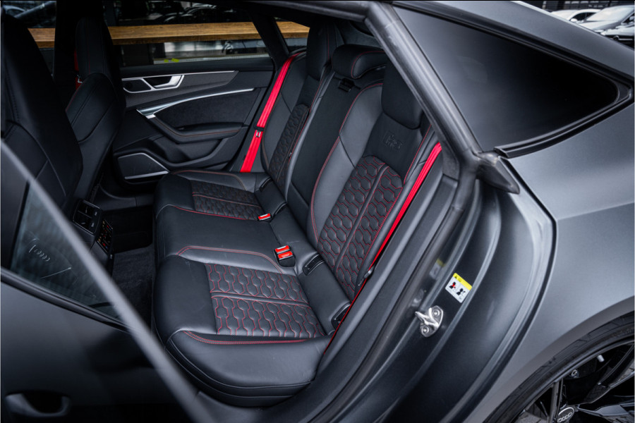 Audi RS7 Sportback 4.0 TFSI quattro - RS Dynamic + | Panorama | Carbon | B&O | 360 Camera
