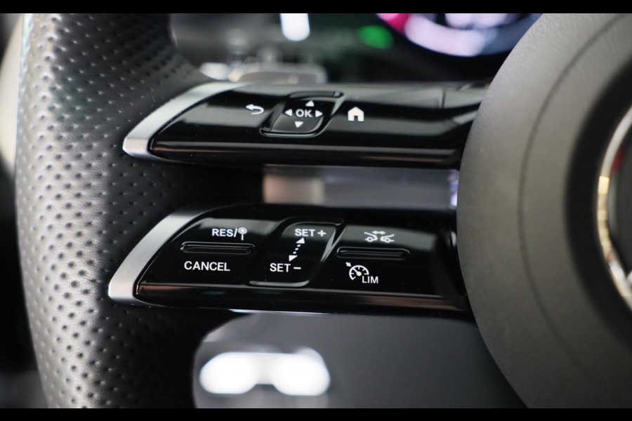 Mercedes-Benz GLC 300e 4MATIC AMG 63 Look / Head Up / Memory / 360 Camera / Acc / Lane Assist / Dode Hoek / Open Pano / Led