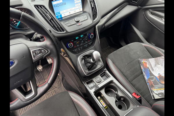 Ford Kuga 1.5 EcoBoost ST-Line Trekhaak 2000KG | Winter Pack | Camera | Navigatie |