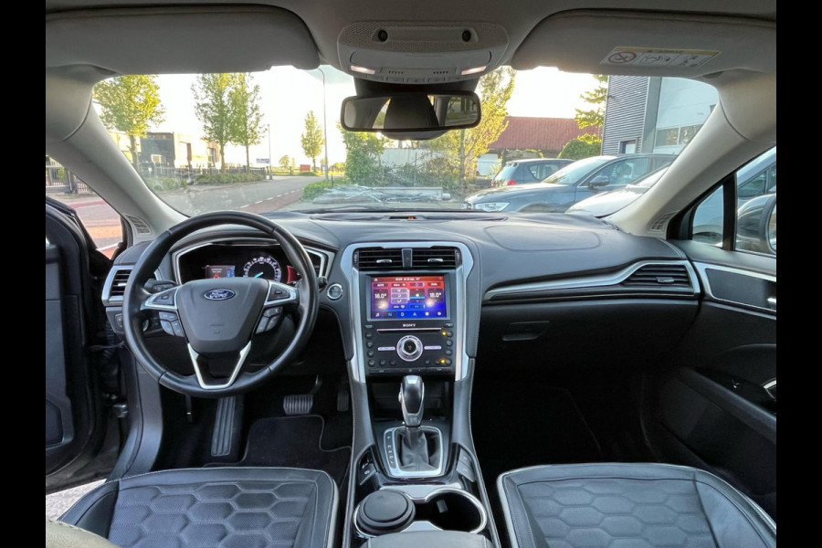 Ford Mondeo Wagon 2.0 IVCT HEV Vignale EXPORT Licht hagelschaden