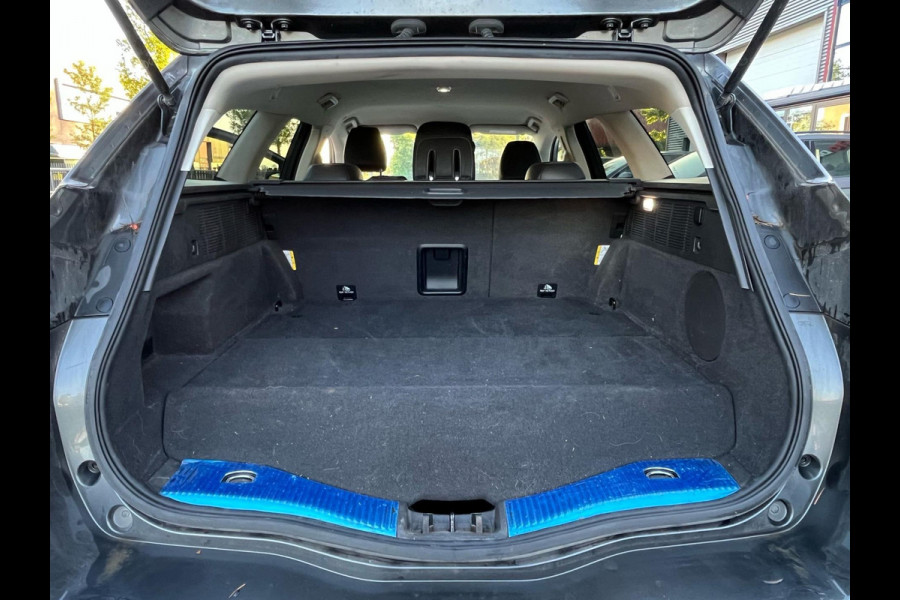 Ford Mondeo Wagon 2.0 IVCT HEV Vignale EXPORT Licht hagelschaden