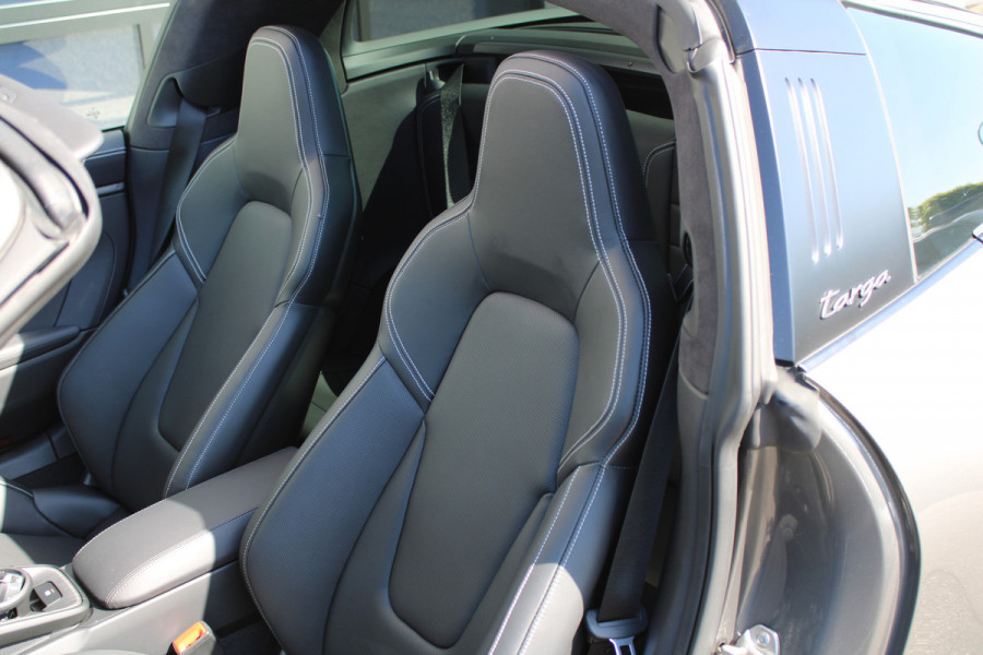 Porsche 911 3.0 Targa / 4 GTS / SportDesign / Bose / Volleder / PDLS+ / Vol Opties / NIEUWSTAAT