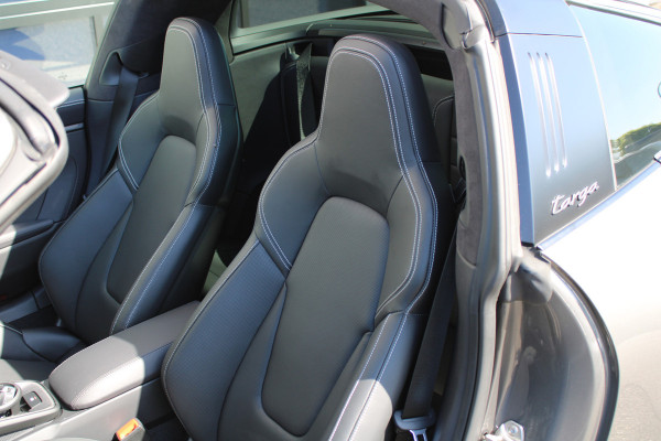 Porsche 911 3.0 Targa / 4 GTS / SportDesign / Bose / Volleder / PDLS+ / Vol Opties / NIEUWSTAAT