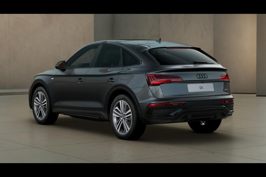 Audi Q5 Sportback S edition Competition 50 TFSI e 220 kW / 299 PK SU panoramadak, assistentiepakket parking, B&O soundsysteem, spiegelkappen carbon, lichtpakket plus, leder/alcantara interieur