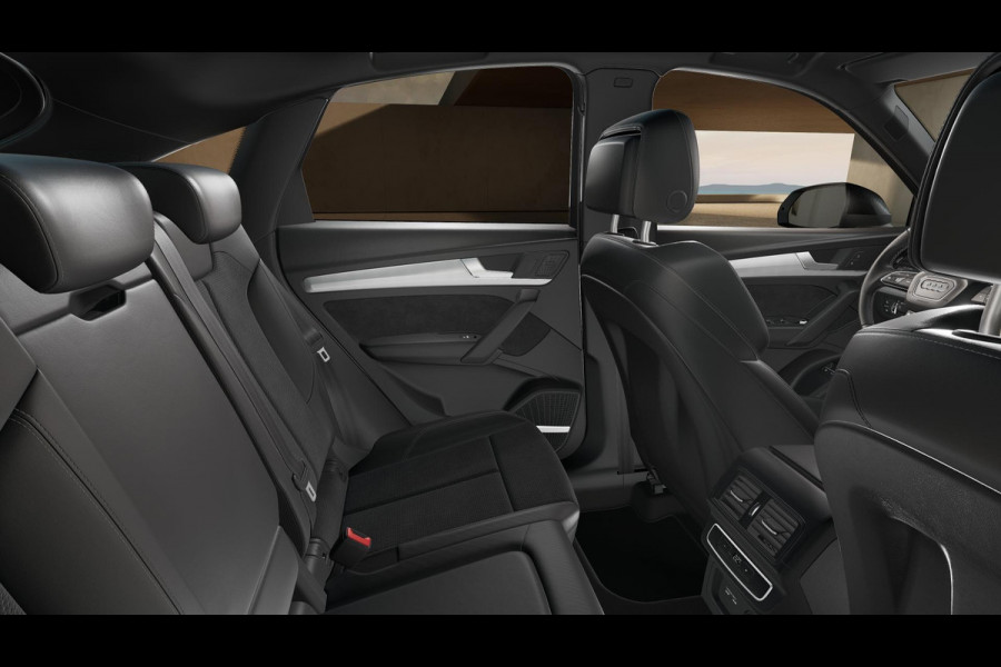 Audi Q5 Sportback S edition Competition 50 TFSI e 220 kW / 299 PK SU panoramadak, assistentiepakket parking, B&O soundsysteem, spiegelkappen carbon, lichtpakket plus, leder/alcantara interieur