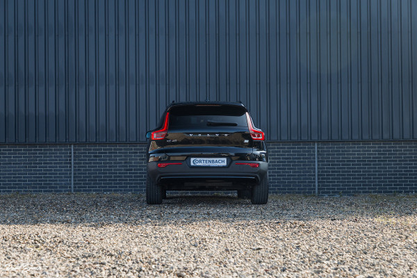 Volvo XC40 1.5 T4 Recharge R-Design | Zwenkbare Trekhaak | Apple carplay | Cruise control | Dab |