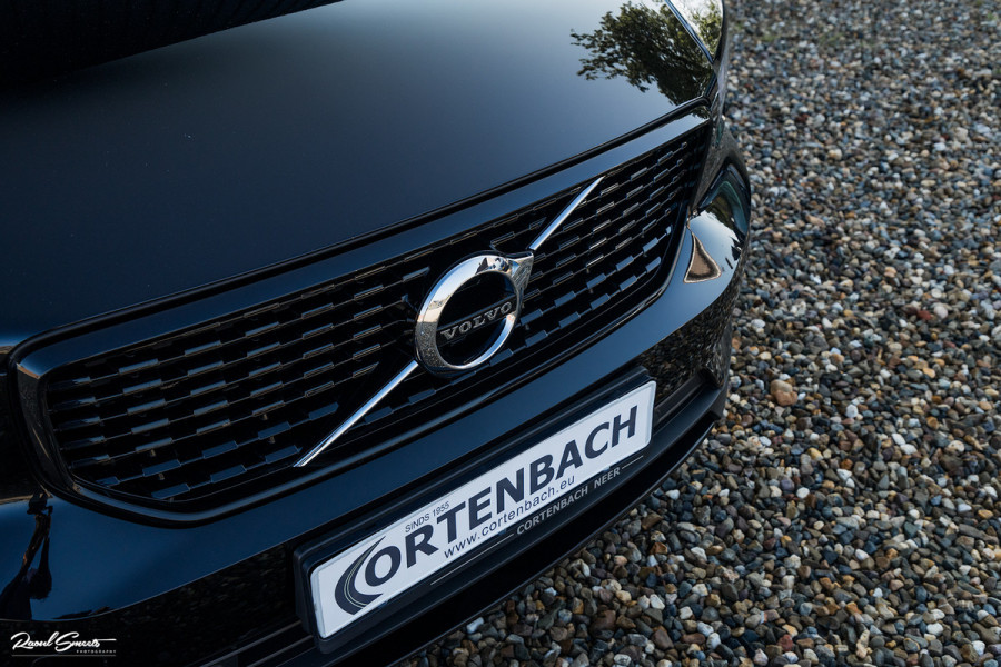 Volvo XC40 1.5 T4 Recharge R-Design | Zwenkbare Trekhaak | Apple carplay | Cruise control | Dab |