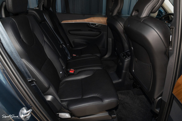Volvo XC90 2.0 T8 Recharge AWD Plus Bright | Long Range | Adaptieve cruise | Panorama dak | Memory stoelen | Apple carplay |