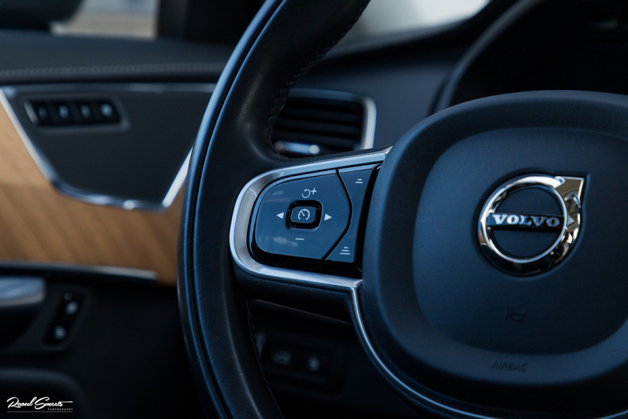 Volvo XC90 2.0 T8 Recharge AWD Plus Bright | Long Range | Adaptieve cruise | Panorama dak | Memory stoelen | Apple carplay |