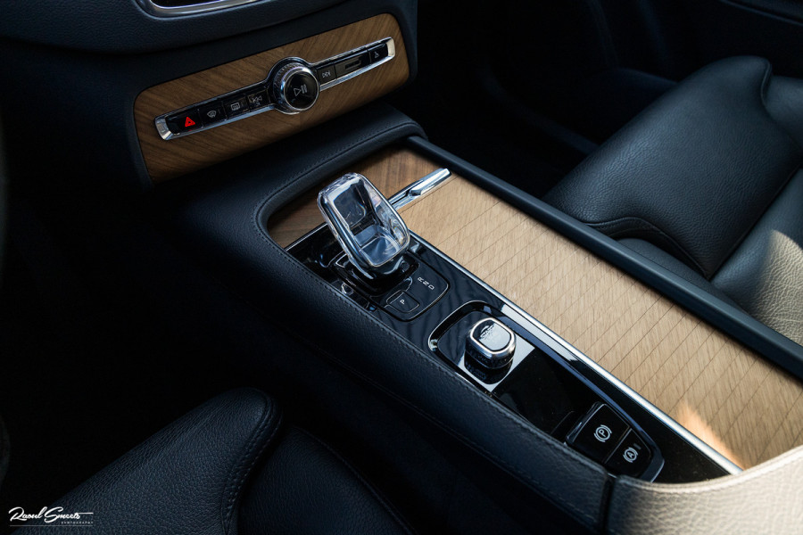 Volvo XC90 2.0 T8 Recharge AWD Plus Bright | Long Range | Adaptieve cruise | Panorama dak | Memory stoelen | Apple carplay |
