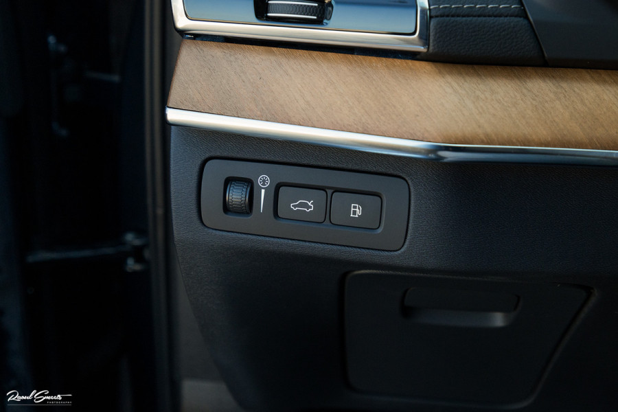 Volvo XC90 2.0 T8 Recharge AWD Plus Bright | Long Range | Adaptieve cruise | Panorama dak | Memory stoelen | Apple carplay |