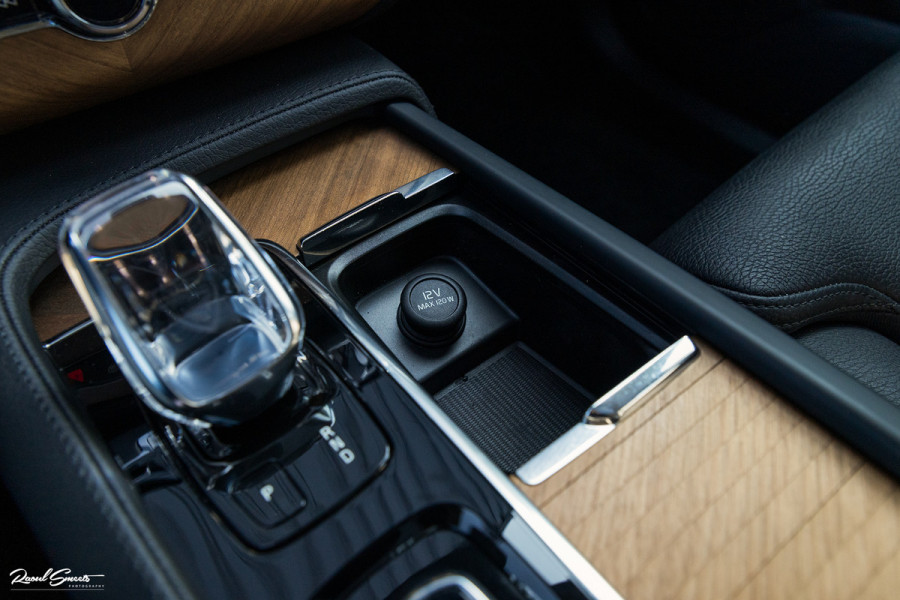 Volvo XC90 2.0 T8 Recharge AWD Plus Bright | Long Range | Adaptieve cruise | Panorama dak | Memory stoelen | Apple carplay |