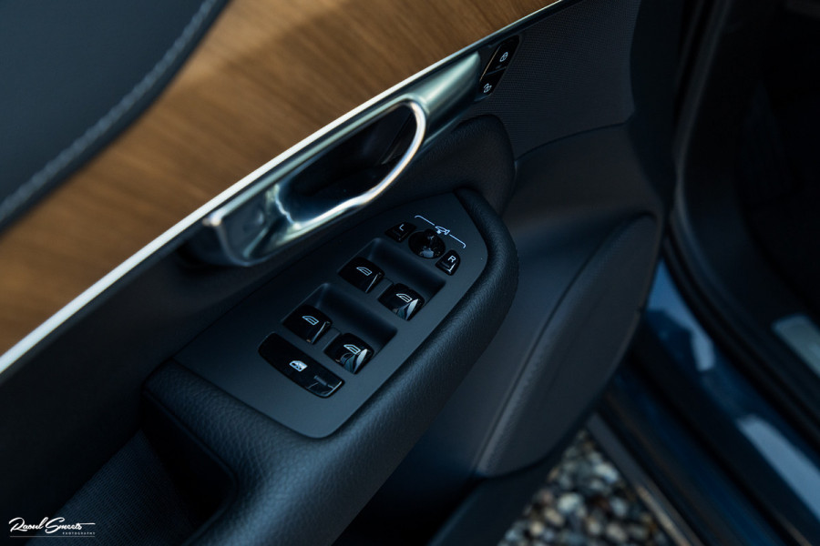 Volvo XC90 2.0 T8 Recharge AWD Plus Bright | Long Range | Adaptieve cruise | Panorama dak | Memory stoelen | Apple carplay |