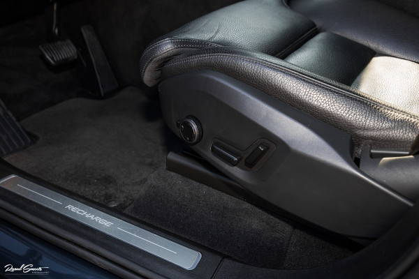 Volvo XC90 2.0 T8 Recharge AWD Plus Bright | Long Range | Adaptieve cruise | Panorama dak | Memory stoelen | Apple carplay |