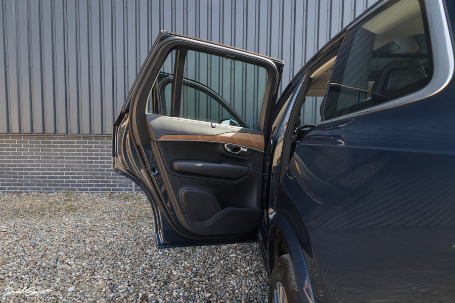 Volvo XC90 2.0 T8 Recharge AWD Plus Bright | Long Range | Adaptieve cruise | Panorama dak | Memory stoelen | Apple carplay |