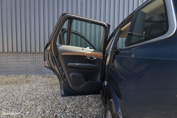 Volvo XC90 2.0 T8 Recharge AWD Plus Bright | Long Range | Adaptieve cruise | Panorama dak | Memory stoelen | Apple carplay |