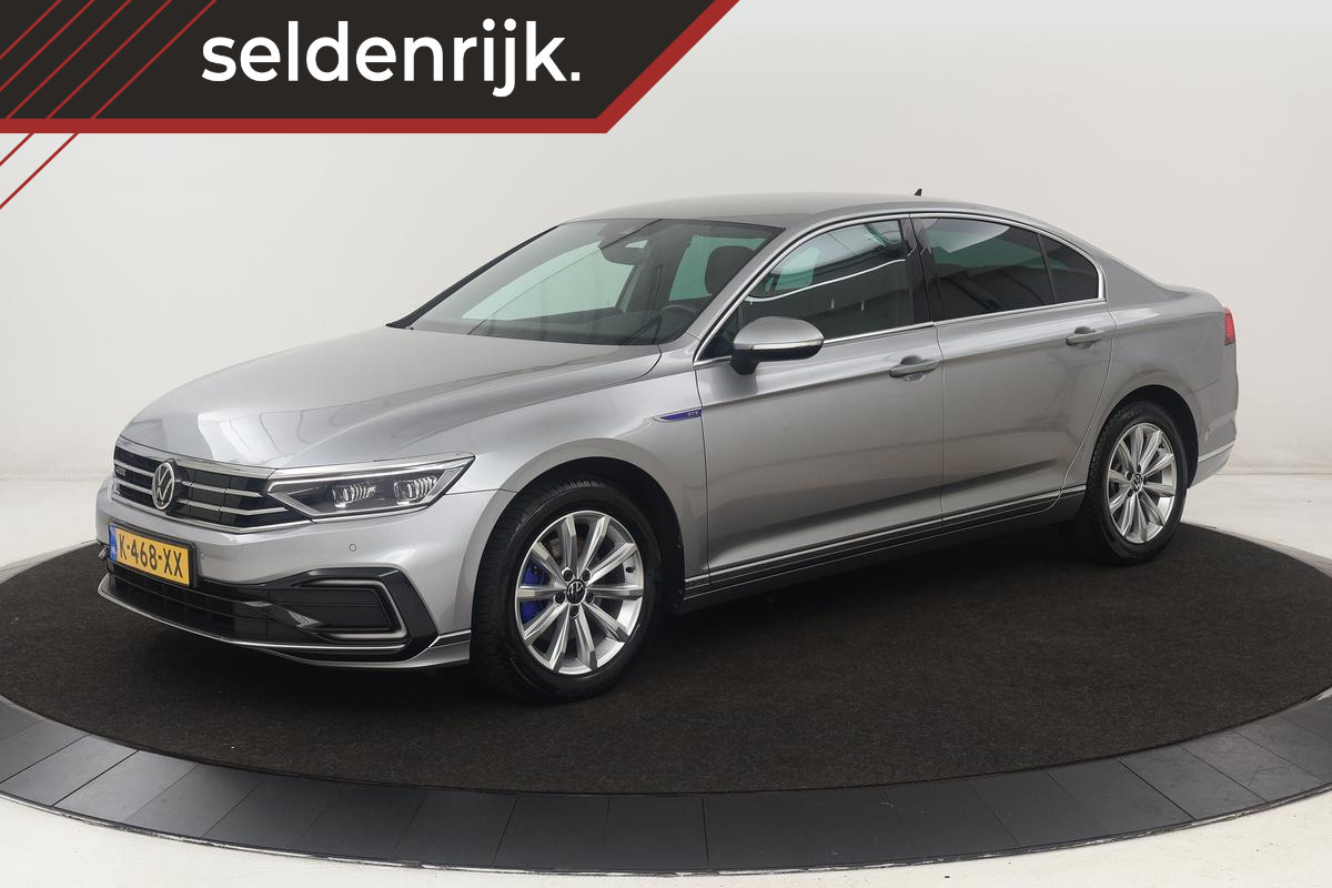 Volkswagen Passat 1.4 TSI PHEV GTE Business | Trekhaak | Carplay | Matrix LED | Adaptive cruise | Camera | Navigatie | Side Assist | Parkeerhulp Volkswagen Passat 1.4 TSI PHEV GTE Business | Trekhaak | Carplay | Matrix LED | Adaptive cruise | Camera | Navigatie | Side Assist | Parkeerhulp