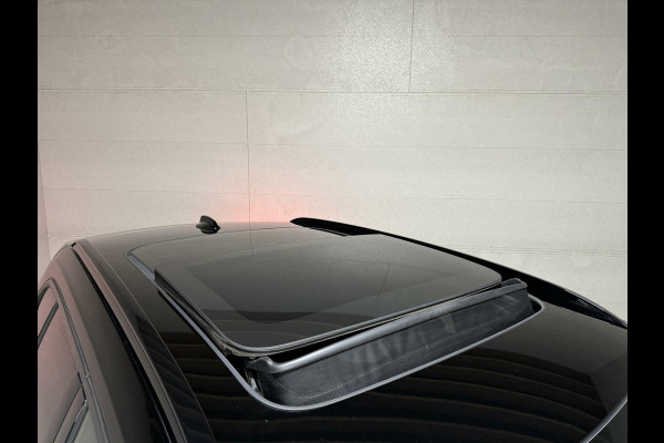 Volvo XC40 1.5 T5 Recharge R-Design Pano Cruise Camera