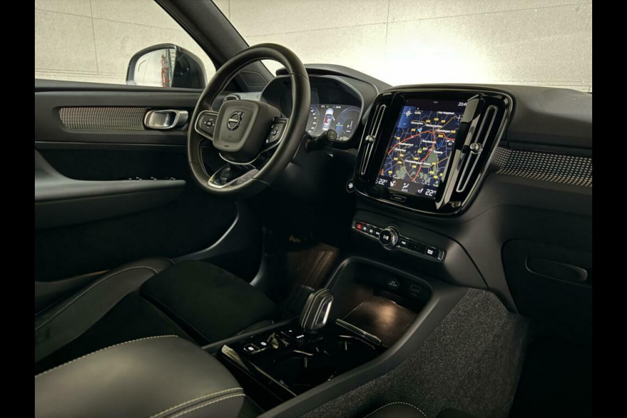 Volvo XC40 1.5 T5 Recharge R-Design Pano Cruise Camera