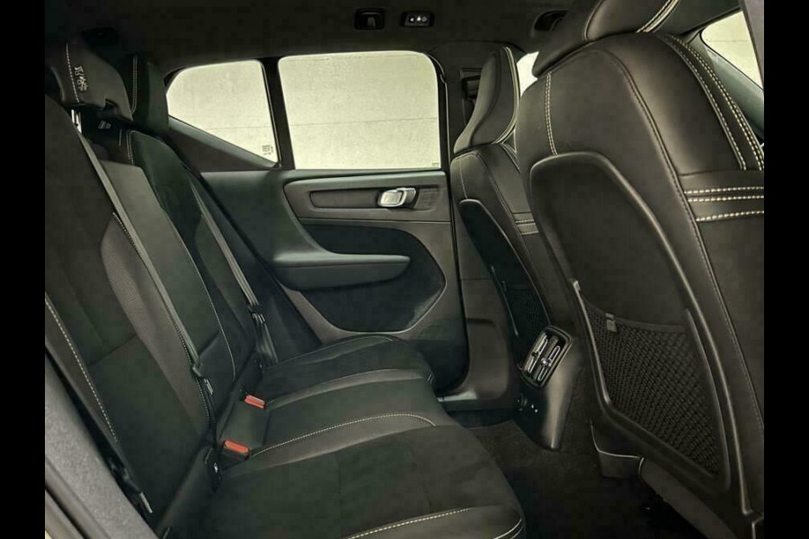 Volvo XC40 1.5 T5 Recharge R-Design Pano Cruise Camera