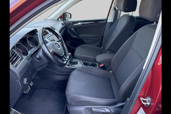 Volkswagen Tiguan 1.4 TSI ACT Highline Business R | automaat | trekhaak | nieuwe allseason banden