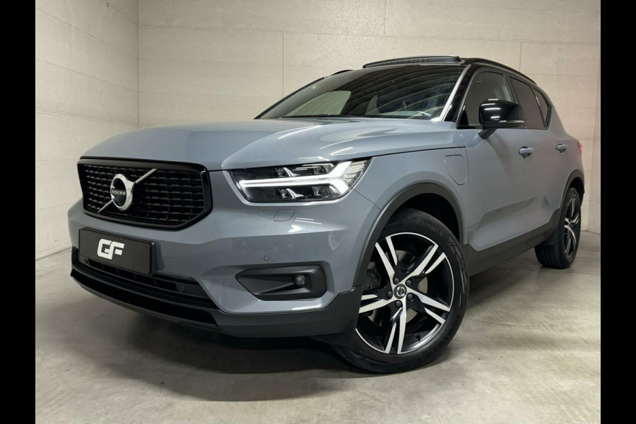 Volvo XC40 1.5 T5 Recharge R-Design Pano Cruise Camera