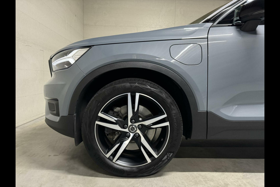 Volvo XC40 1.5 T5 Recharge R-Design Pano Cruise Camera