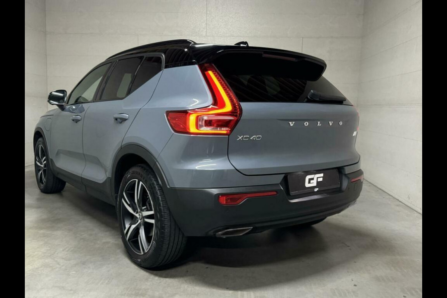 Volvo XC40 1.5 T5 Recharge R-Design Pano Cruise Camera