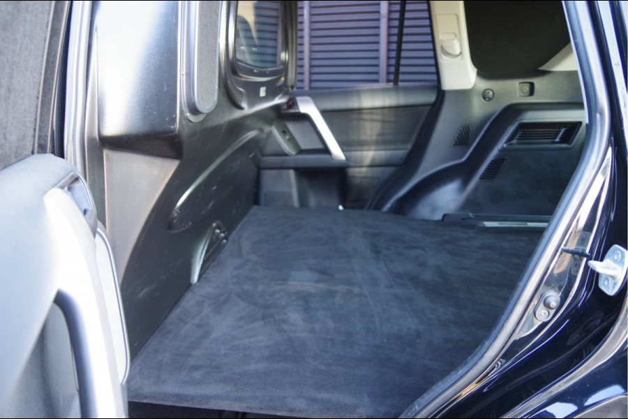 Toyota Land Cruiser 2.8 D-4D-F 177PK AUT. LED, 3.5T TREKHAAK, CAMERA, NAVI, CRUISE, CLIMA, STOELVERWARMING, ELEKTR. FOTO'S