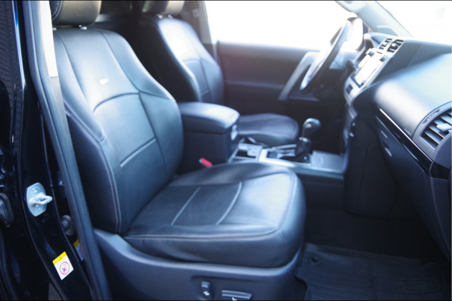 Toyota Land Cruiser 2.8 D-4D-F 177PK AUT. LED, 3.5T TREKHAAK, CAMERA, NAVI, CRUISE, CLIMA, STOELVERWARMING, ELEKTR. FOTO'S