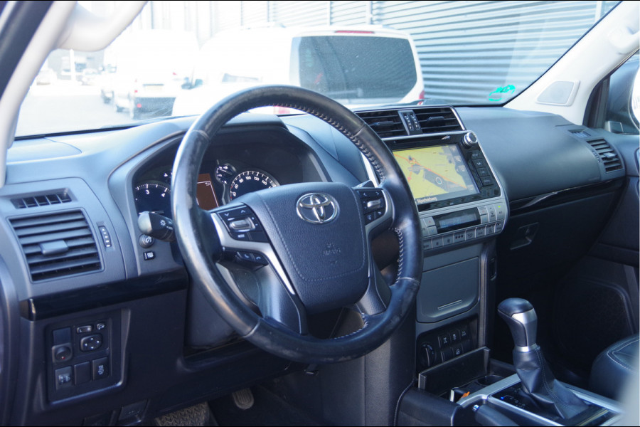 Toyota Land Cruiser 2.8 D-4D-F 177PK AUT. LED, 3.5T TREKHAAK, CAMERA, NAVI, CRUISE, CLIMA, STOELVERWARMING, ELEKTR. FOTO'S