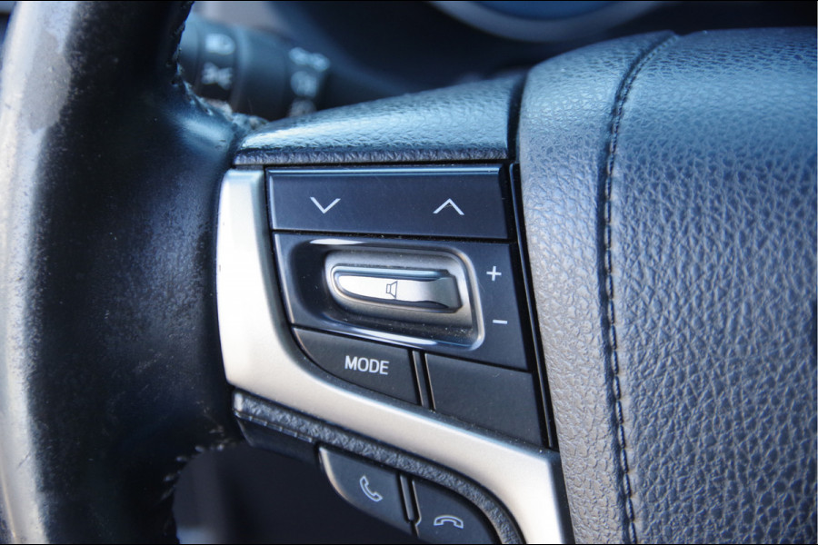 Toyota Land Cruiser 2.8 D-4D-F 177PK AUT. LED, 3.5T TREKHAAK, CAMERA, NAVI, CRUISE, CLIMA, STOELVERWARMING, ELEKTR. FOTO'S