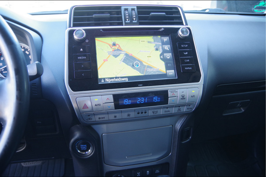 Toyota Land Cruiser 2.8 D-4D-F 177PK AUT. LED, 3.5T TREKHAAK, CAMERA, NAVI, CRUISE, CLIMA, STOELVERWARMING, ELEKTR. FOTO'S