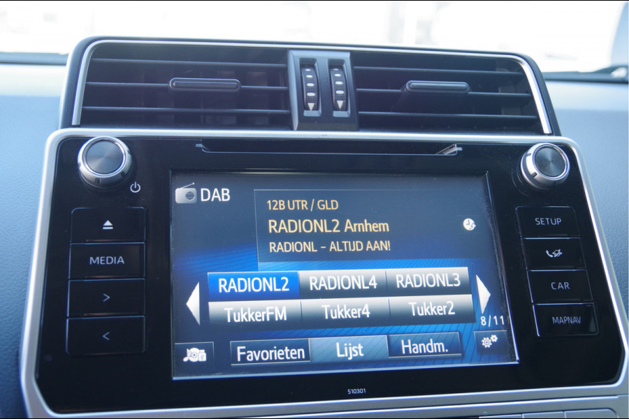 Toyota Land Cruiser 2.8 D-4D-F 177PK AUT. LED, 3.5T TREKHAAK, CAMERA, NAVI, CRUISE, CLIMA, STOELVERWARMING, ELEKTR. FOTO'S