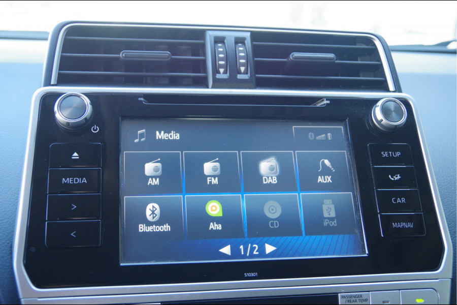 Toyota Land Cruiser 2.8 D-4D-F 177PK AUT. LED, 3.5T TREKHAAK, CAMERA, NAVI, CRUISE, CLIMA, STOELVERWARMING, ELEKTR. FOTO'S