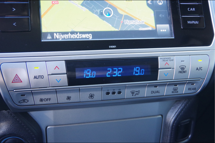 Toyota Land Cruiser 2.8 D-4D-F 177PK AUT. LED, 3.5T TREKHAAK, CAMERA, NAVI, CRUISE, CLIMA, STOELVERWARMING, ELEKTR. FOTO'S