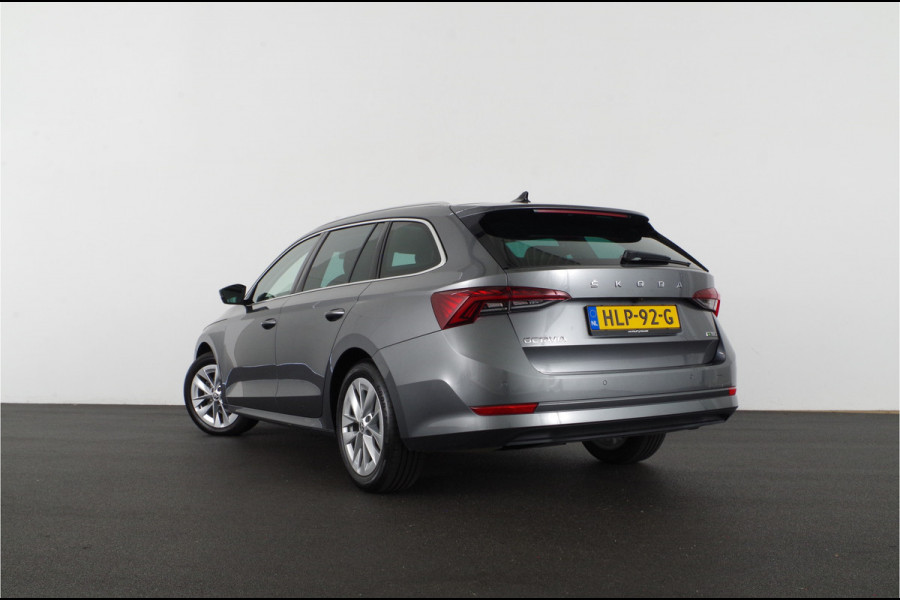 Škoda Octavia Combi 1.0 e-TSI Ambition > Trekhaak/Camera/Sfeerverlichting/Stoelverwarming...