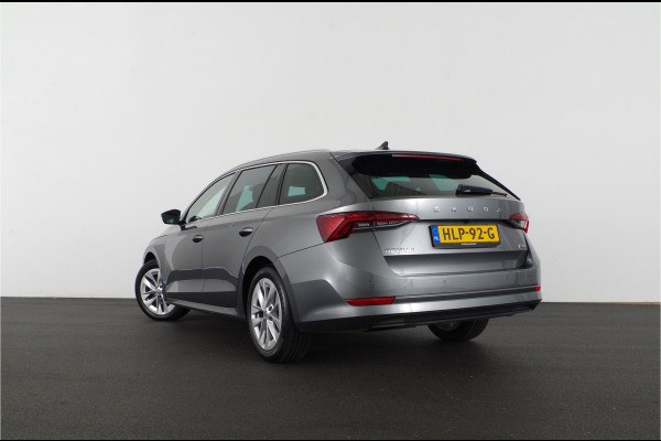 Škoda Octavia Combi 1.0 e-TSI Ambition > Trekhaak/Camera/Sfeerverlichting/Stoelverwarming...
