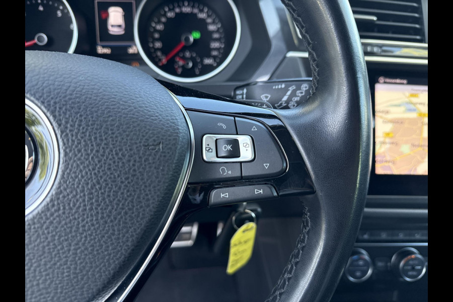 Volkswagen Tiguan 1.4 TSI ACT Highline Business R | automaat | trekhaak | nieuwe allseason banden