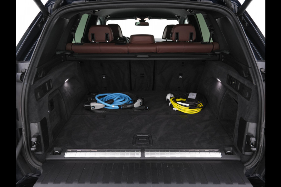 BMW X5 xDrive45e High Executive M-Sport-Pack (INCL-BTW) *NAPPA-FULL-LEATHER | ADAPT.CRUISE | FULL-LED | MEMORY-PACK | DIGI-COCKPIT | HARMAN/KARDON | COMFORT-SEATS | NAVI-FULLMAP | CAMERA | AMBIENT-LIGHT | DAB+ | SHIFT-PADDLES | TOWBAR |