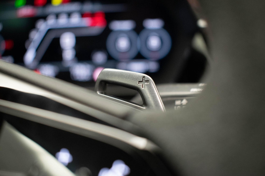 Audi RS3 Sportback 2.5 TFSI quattro |Pano|Kuipstoel|Sonos|HUD|