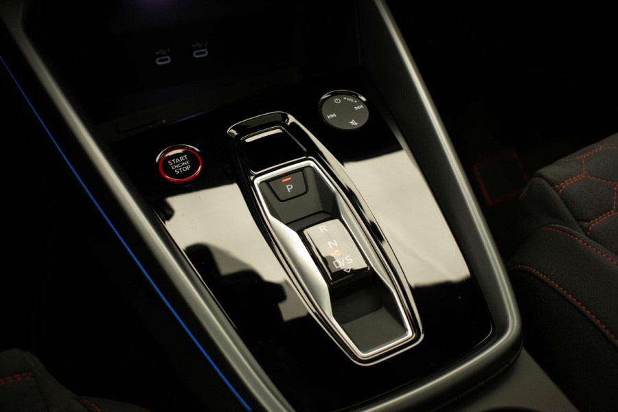 Audi RS3 Sportback 2.5 TFSI quattro |Pano|Kuipstoel|Sonos|HUD|