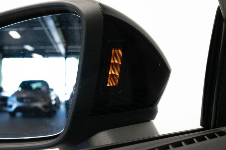Audi RS3 Sportback 2.5 TFSI quattro |Pano|Kuipstoel|Sonos|HUD|