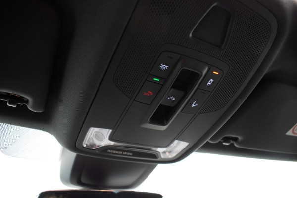 Audi RS3 Sportback 2.5 TFSI quattro |Pano|Kuipstoel|Sonos|HUD|