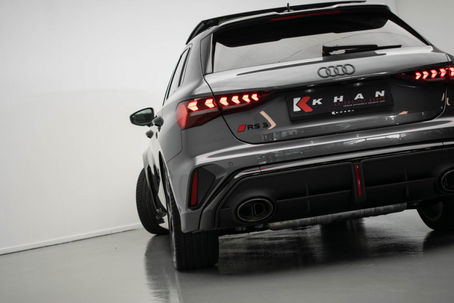 Audi RS3 Sportback 2.5 TFSI quattro |Pano|Kuipstoel|Sonos|HUD|