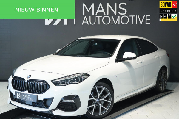 BMW 2 Serie Gran Coupé 218i M Sport / LIVE COCKPIT / HUD / CARPLAY / TREKHAAK / SFEERVERLICHTING